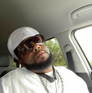 Meet your Posher, Theo